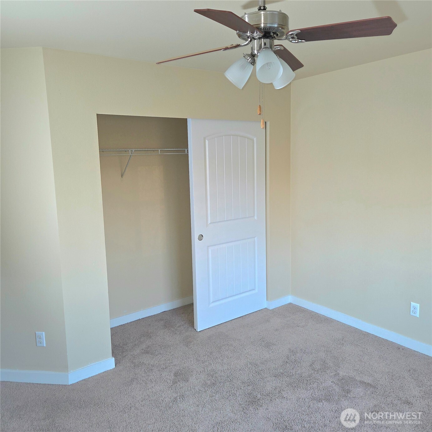 1605 Riddell Avenue NE, Orting, WA 98360-7474