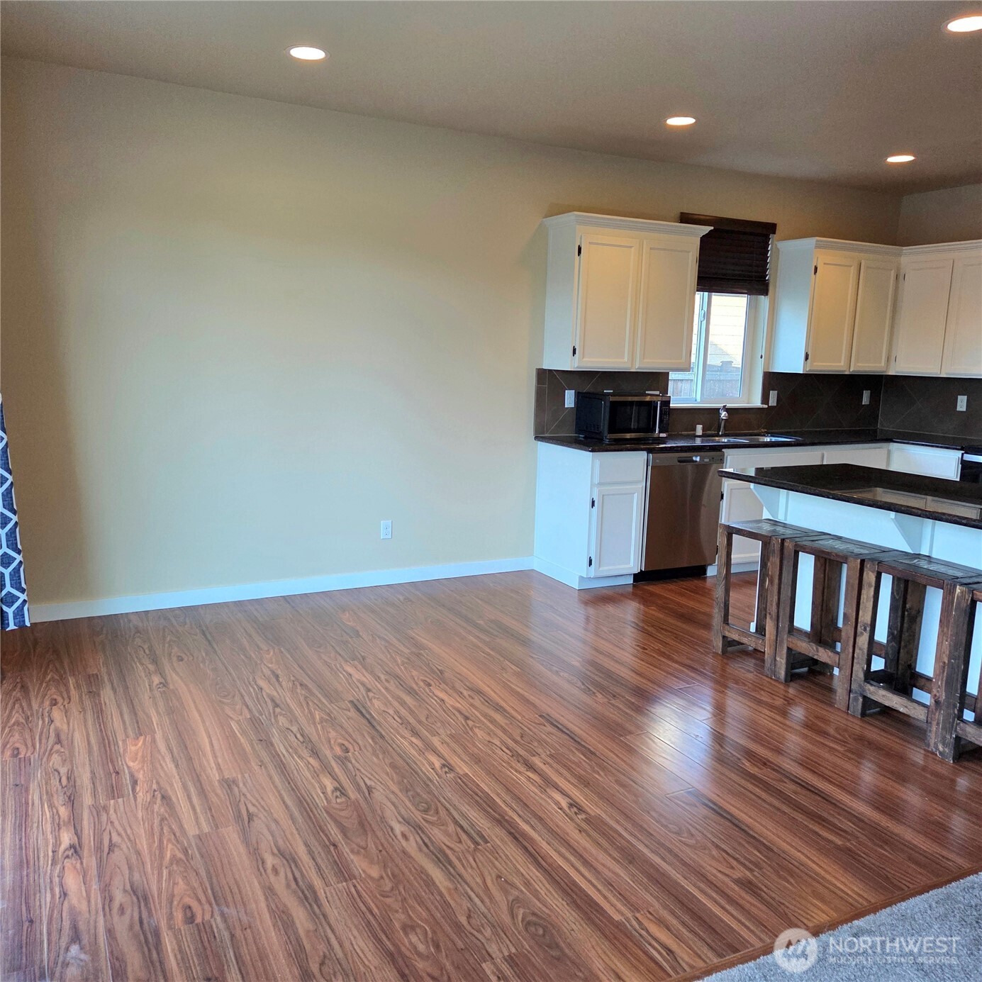 1605 Riddell Avenue NE, Orting, WA 98360-7474