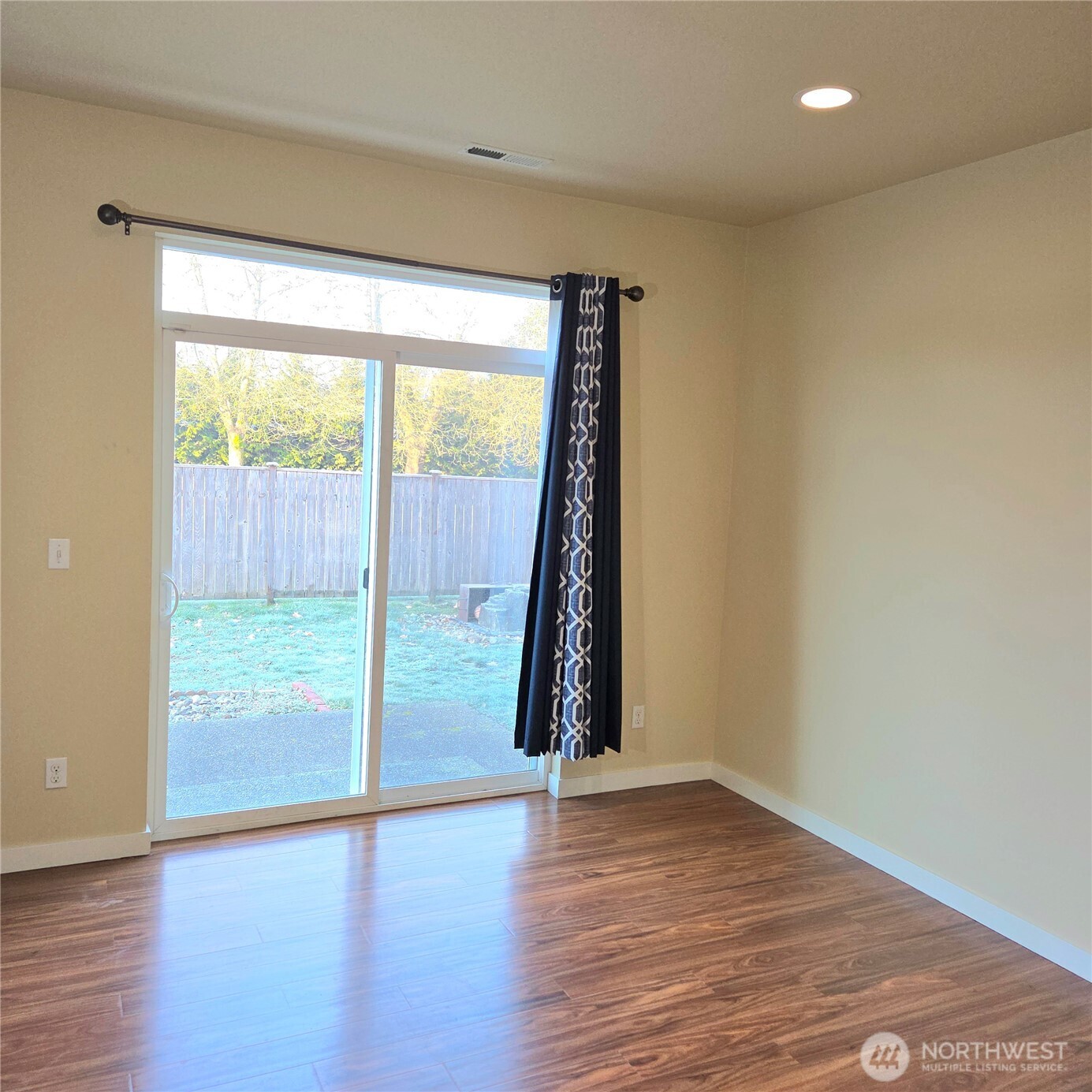 1605 Riddell Avenue NE, Orting, WA 98360-7474