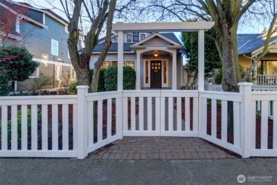 1611 10th Avenue W #1, Seattle, WA 98119