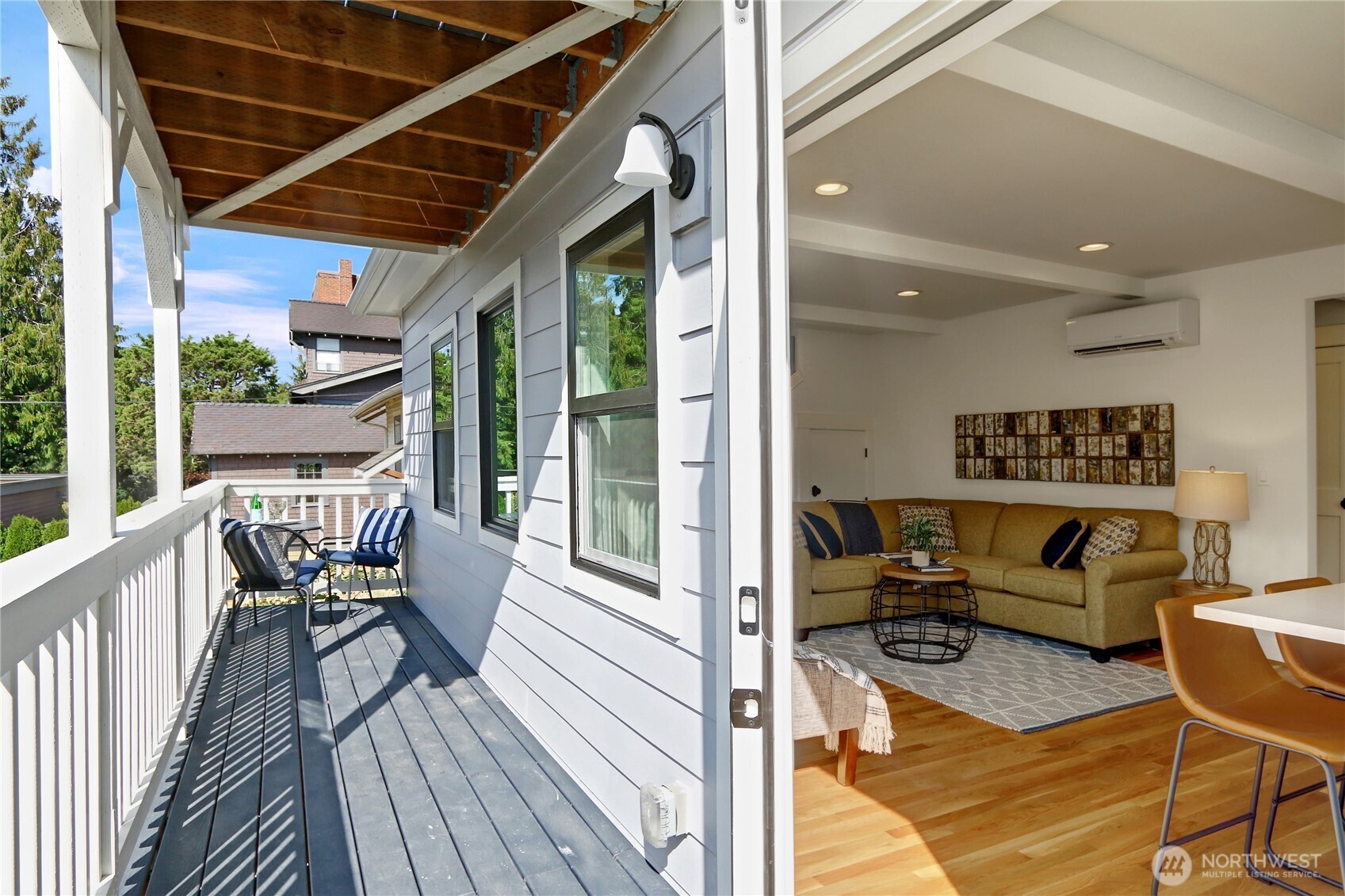 1611 10th Avenue W #1, Seattle, WA 98119