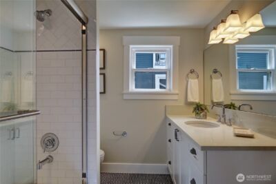 1611 10th Avenue W #1, Seattle, WA 98119 - Photo 17