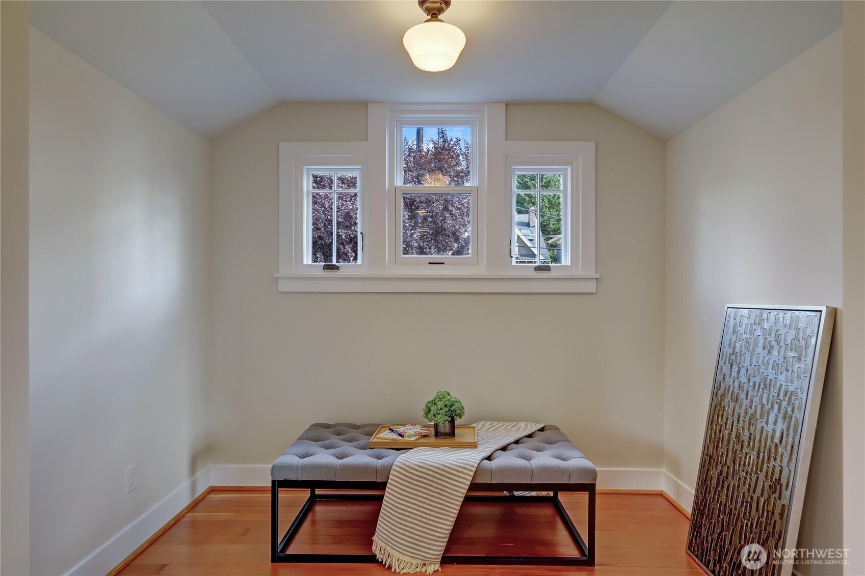 1611 10th Avenue W #1, Seattle, WA 98119