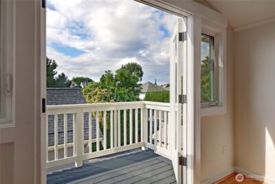 1611 10th Avenue W #1, Seattle, WA 98119 - Photo 24