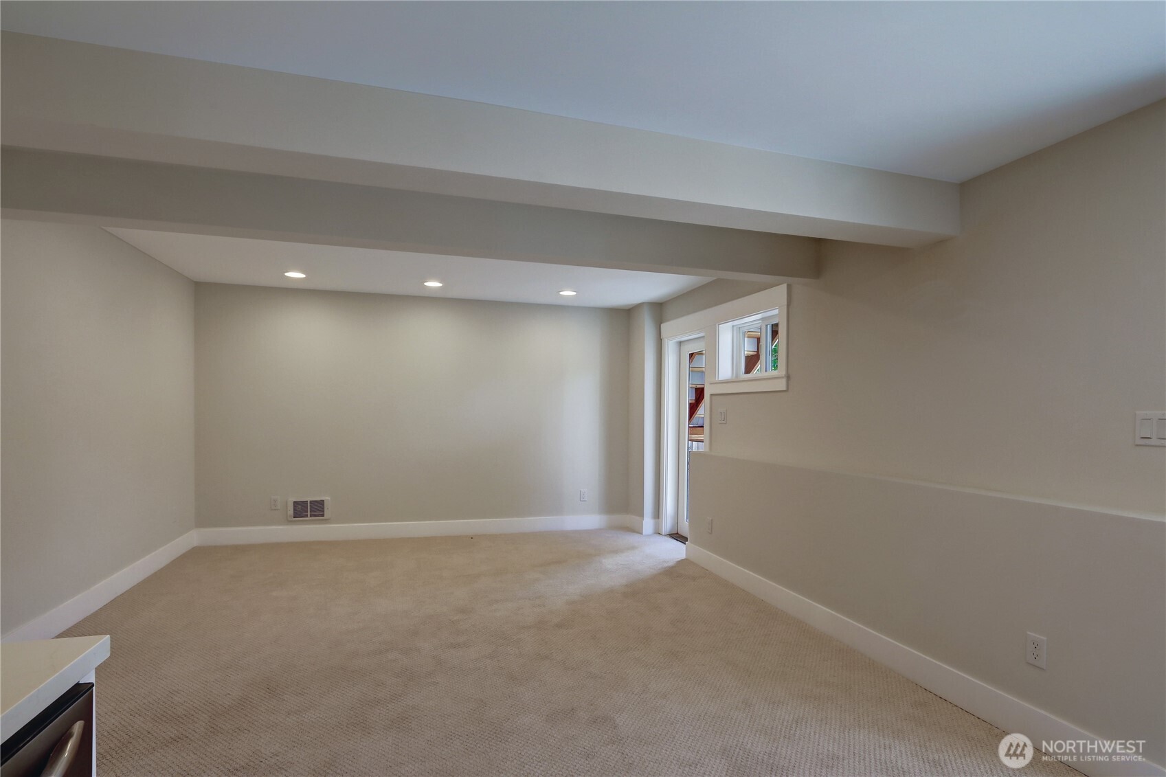 1611 10th Avenue W #1, Seattle, WA 98119