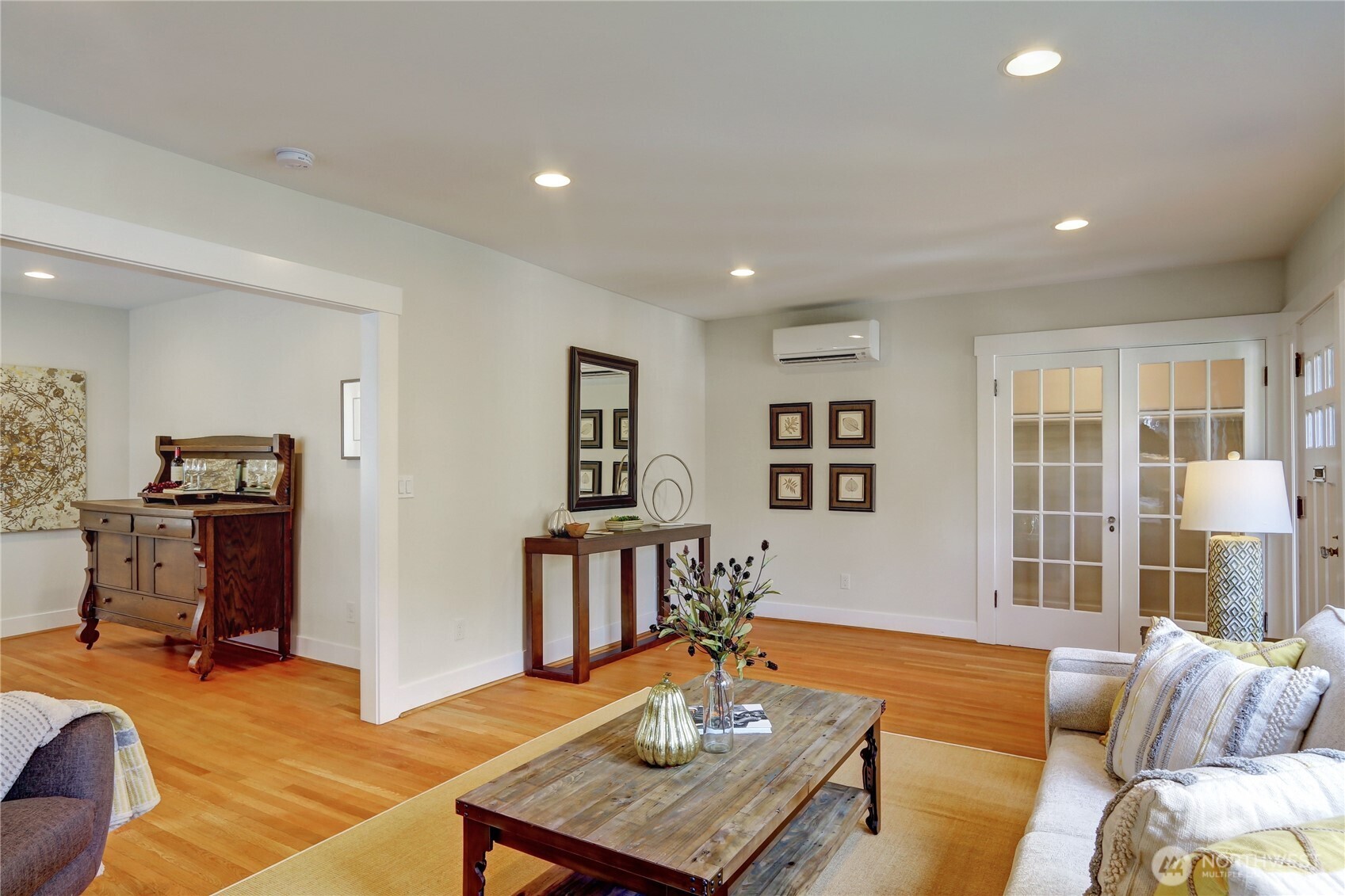 1611 10th Avenue W #1, Seattle, WA 98119