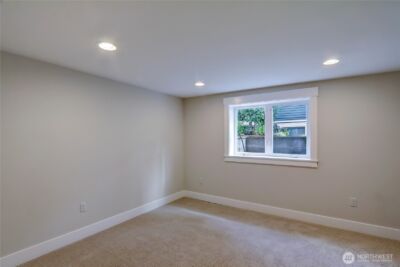 1611 10th Avenue W #1, Seattle, WA 98119 - Photo 31