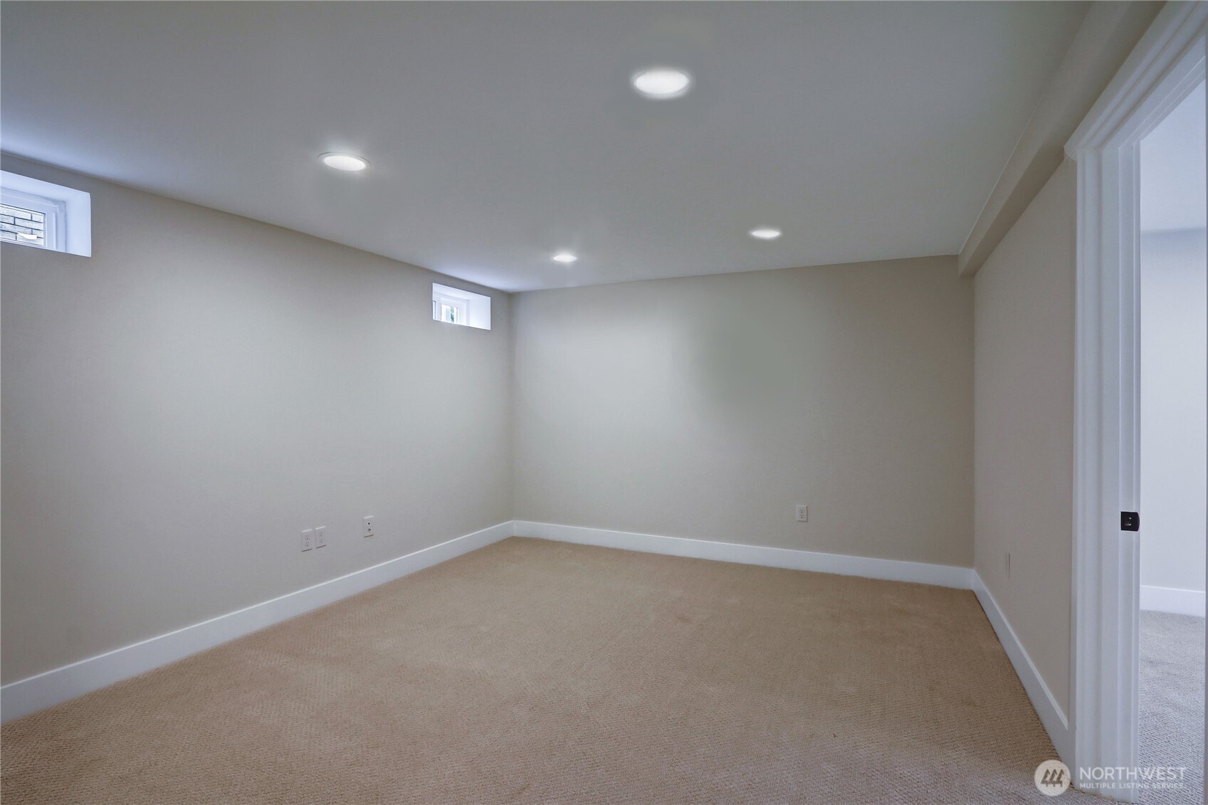 1611 10th Avenue W #1, Seattle, WA 98119