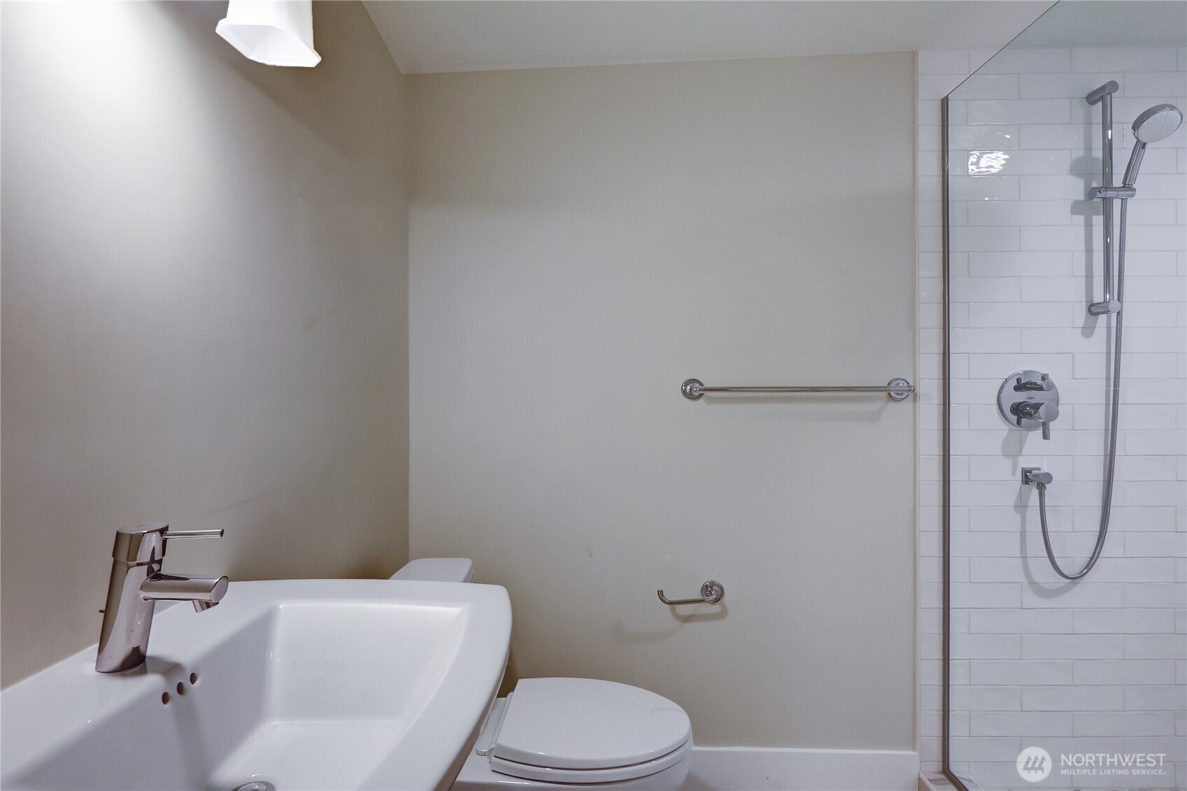 1611 10th Avenue W #1, Seattle, WA 98119