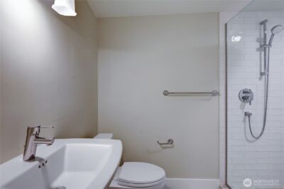 1611 10th Avenue W #1, Seattle, WA 98119 - Photo 35