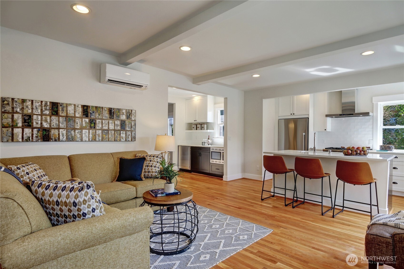 1611 10th Avenue W #1, Seattle, WA 98119