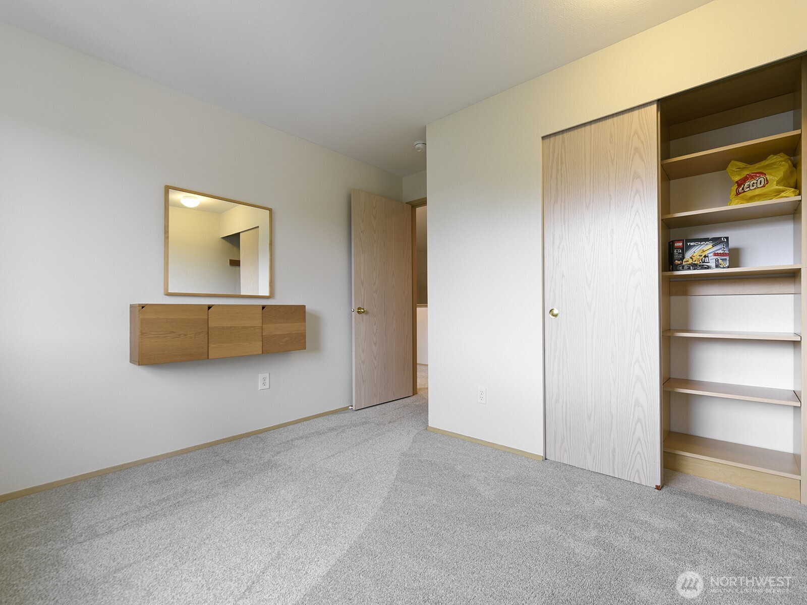 26733 227th Avenue SE, Maple Valley, WA 98038