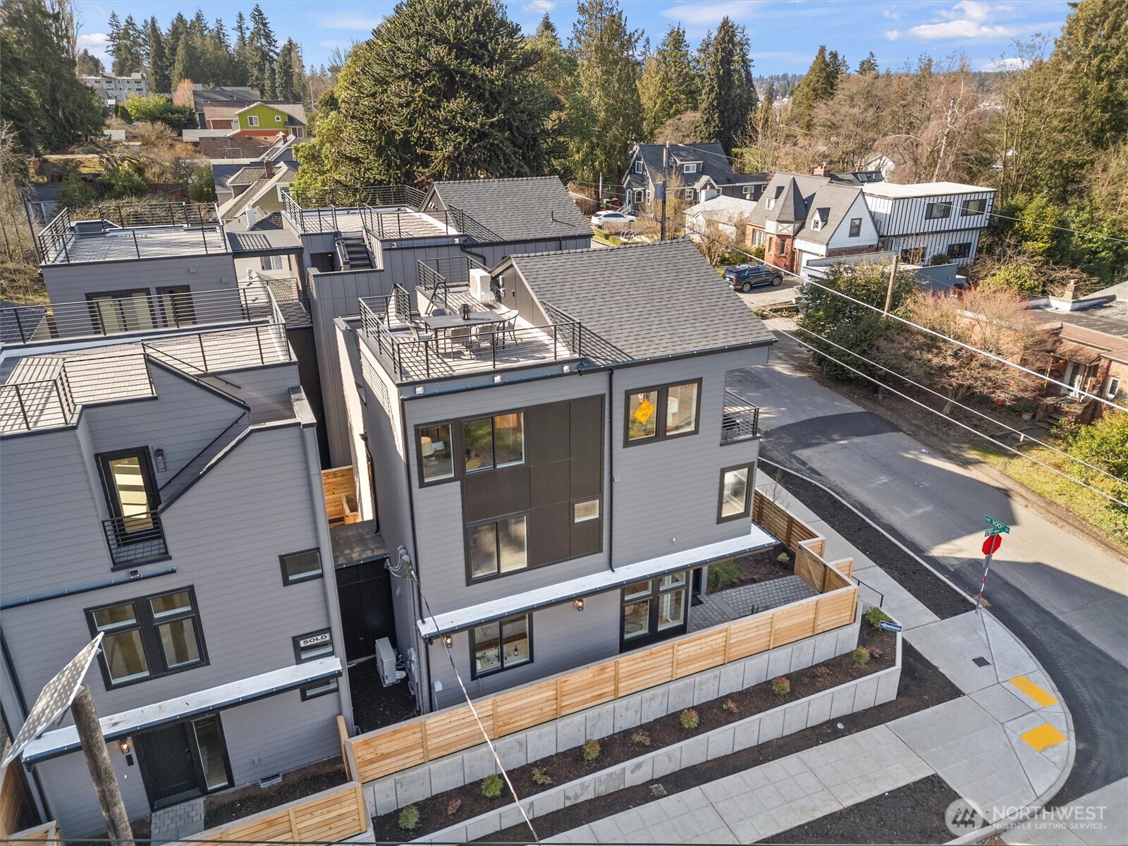 1261 NE 100th Street , Seattle, WA 98125