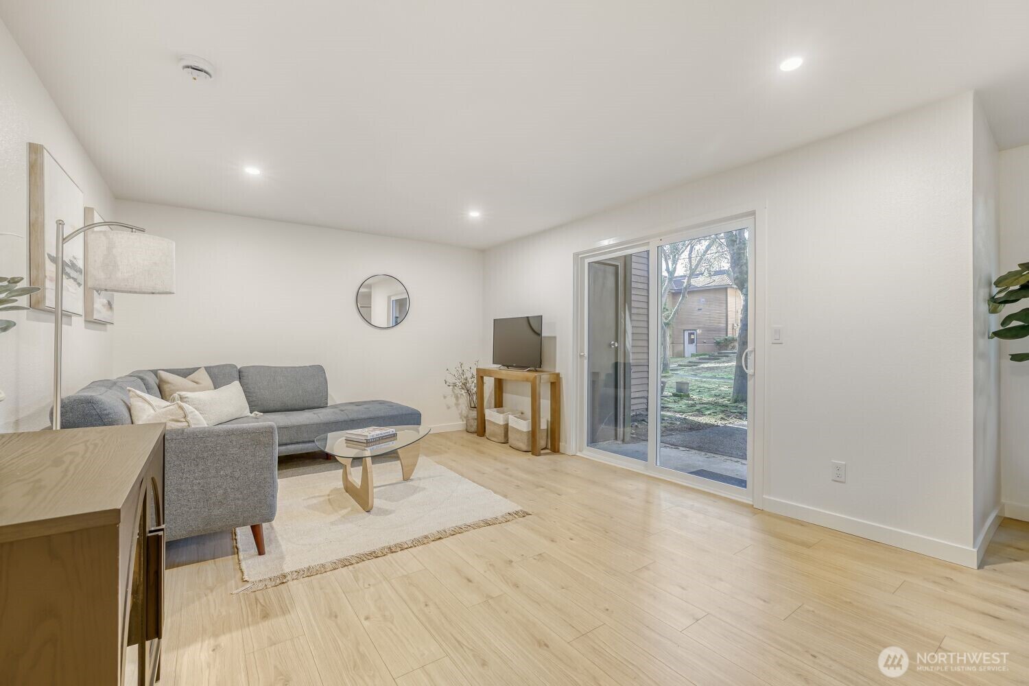 7209 224th Street SW #P9, Edmonds, WA 98026