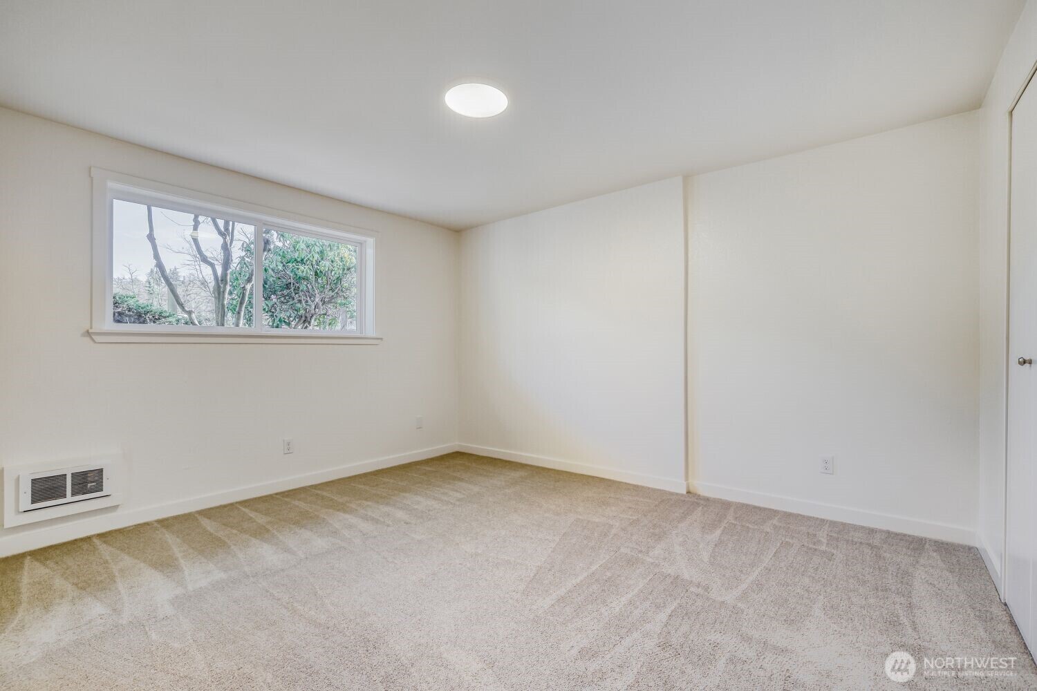 7209 224th Street SW #P9, Edmonds, WA 98026