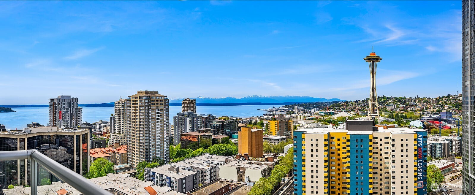 583 Battery Street #2205N, Seattle, WA 98121