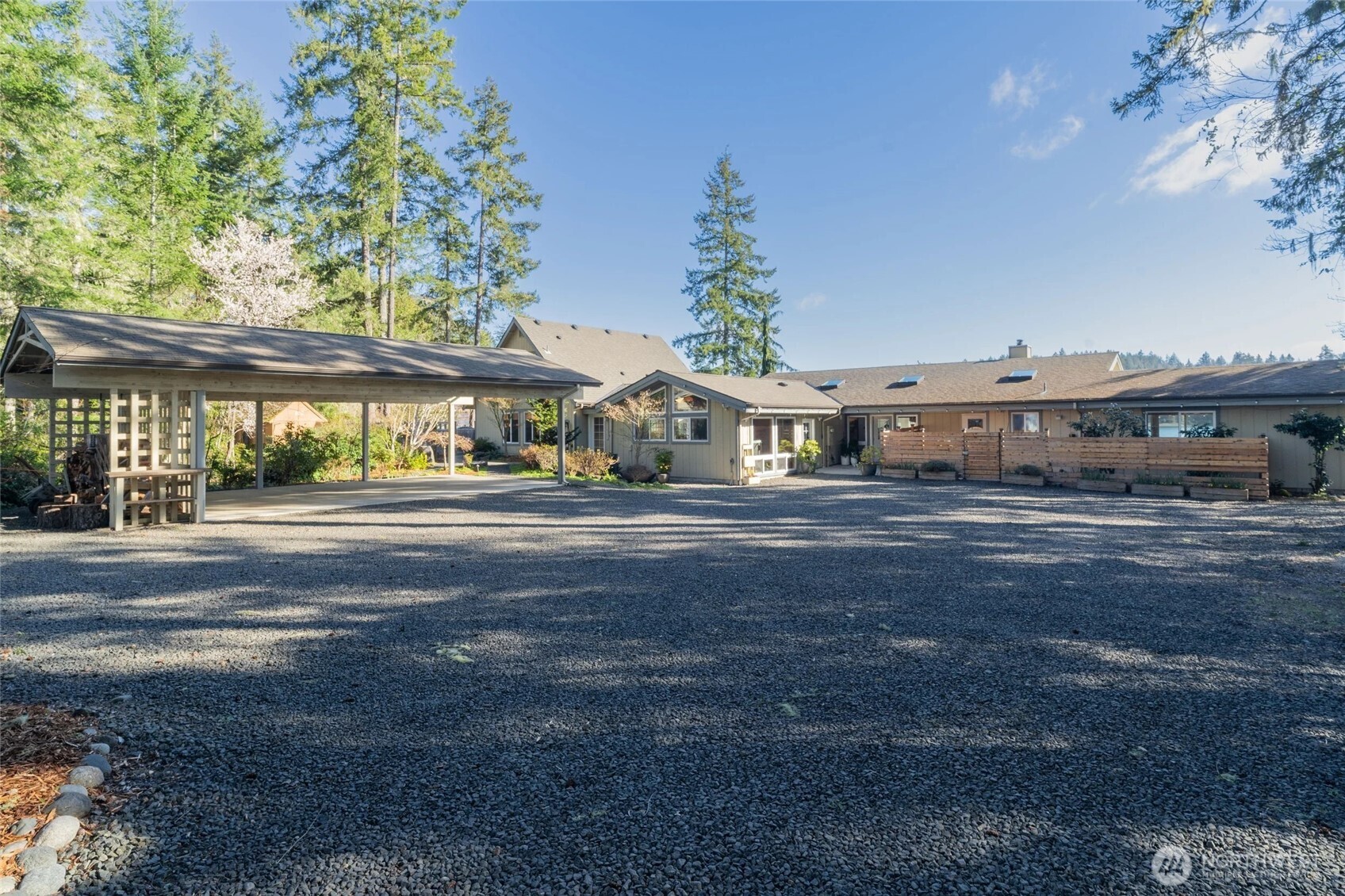 3451 E Pickering Road , Shelton, WA 98584