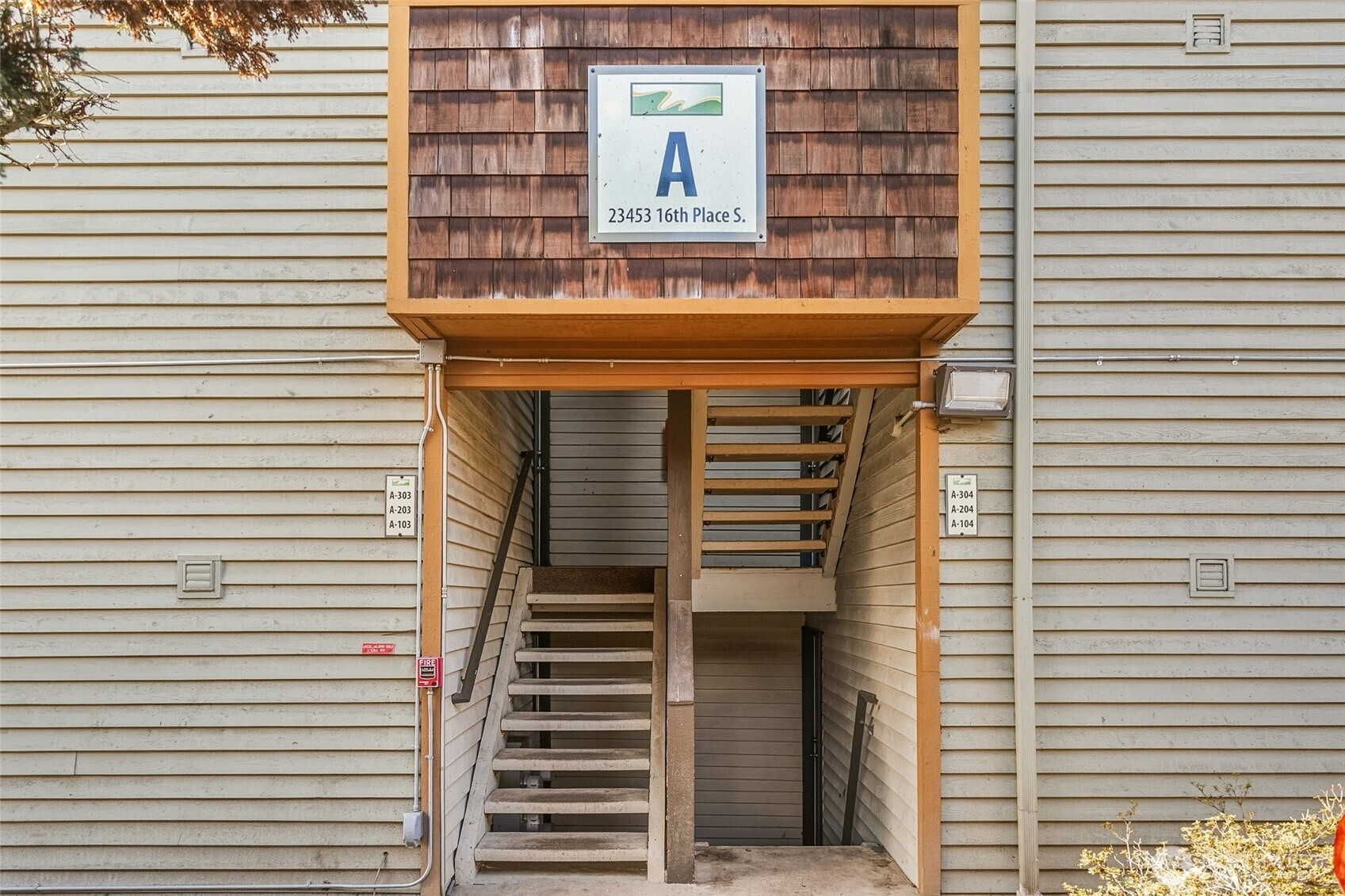 23453 16th Avenue S #A304, Des Moines, WA 98198