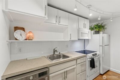 23453 16th Avenue S #A304, Des Moines, WA 98198 - Photo 10