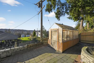 2103 NE 6th Cir , Renton, WA 98056 - Photo 33