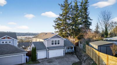 2103 NE 6th Cir , Renton, WA 98056 - Photo 4