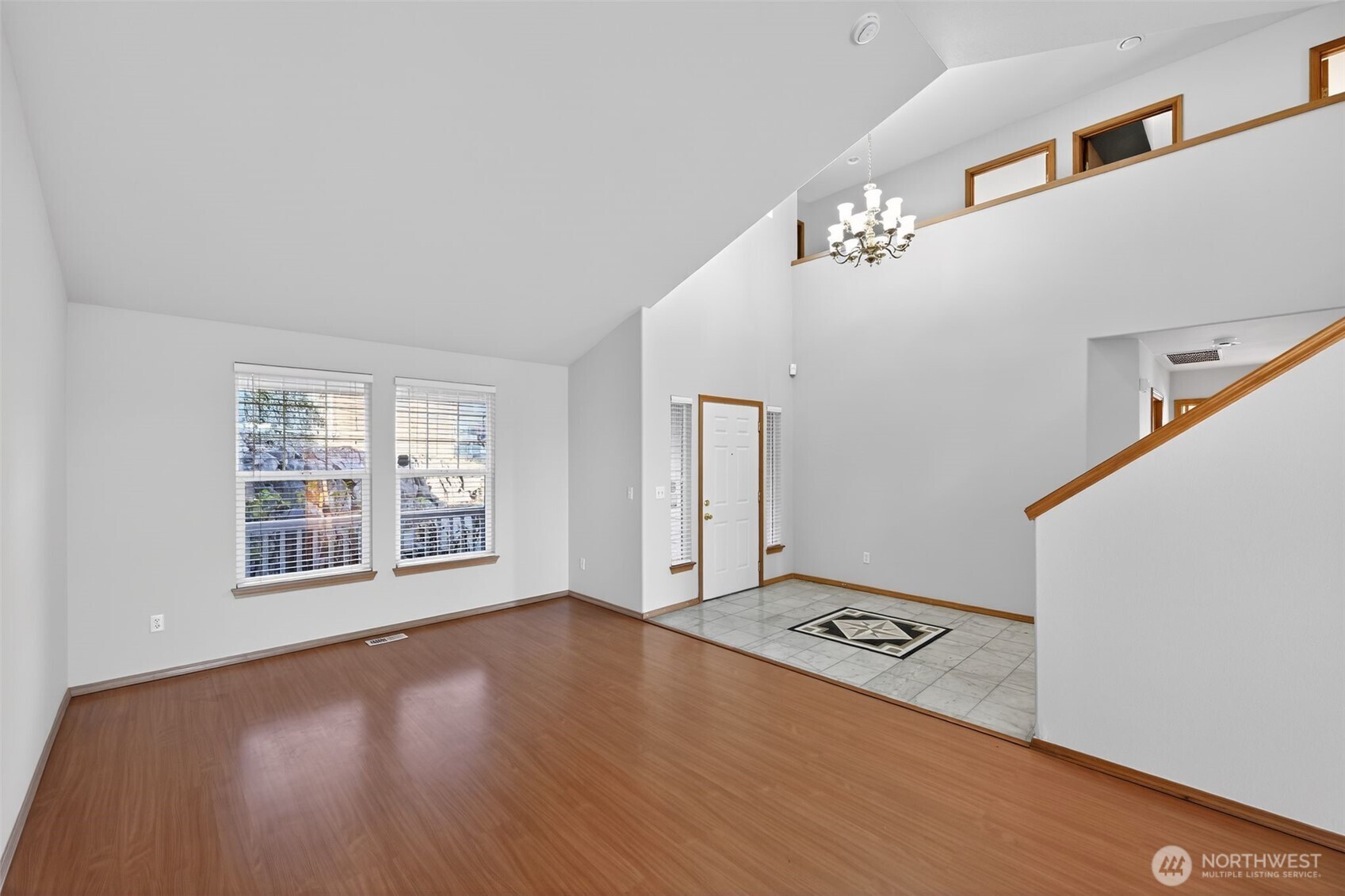 2103 NE 6th Cir , Renton, WA 98056