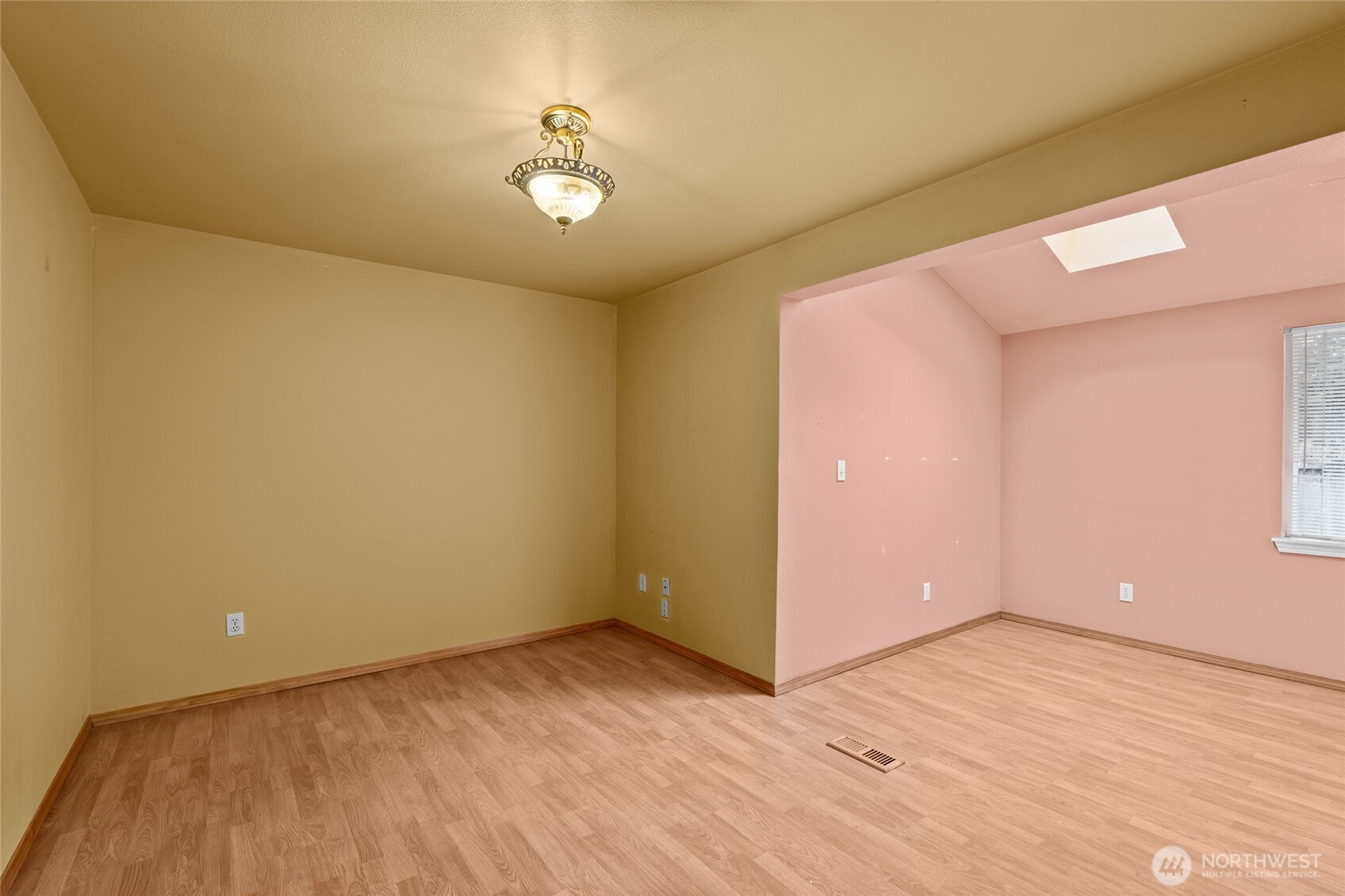 12602 118th Street Ct E, Puyallup, WA 98374