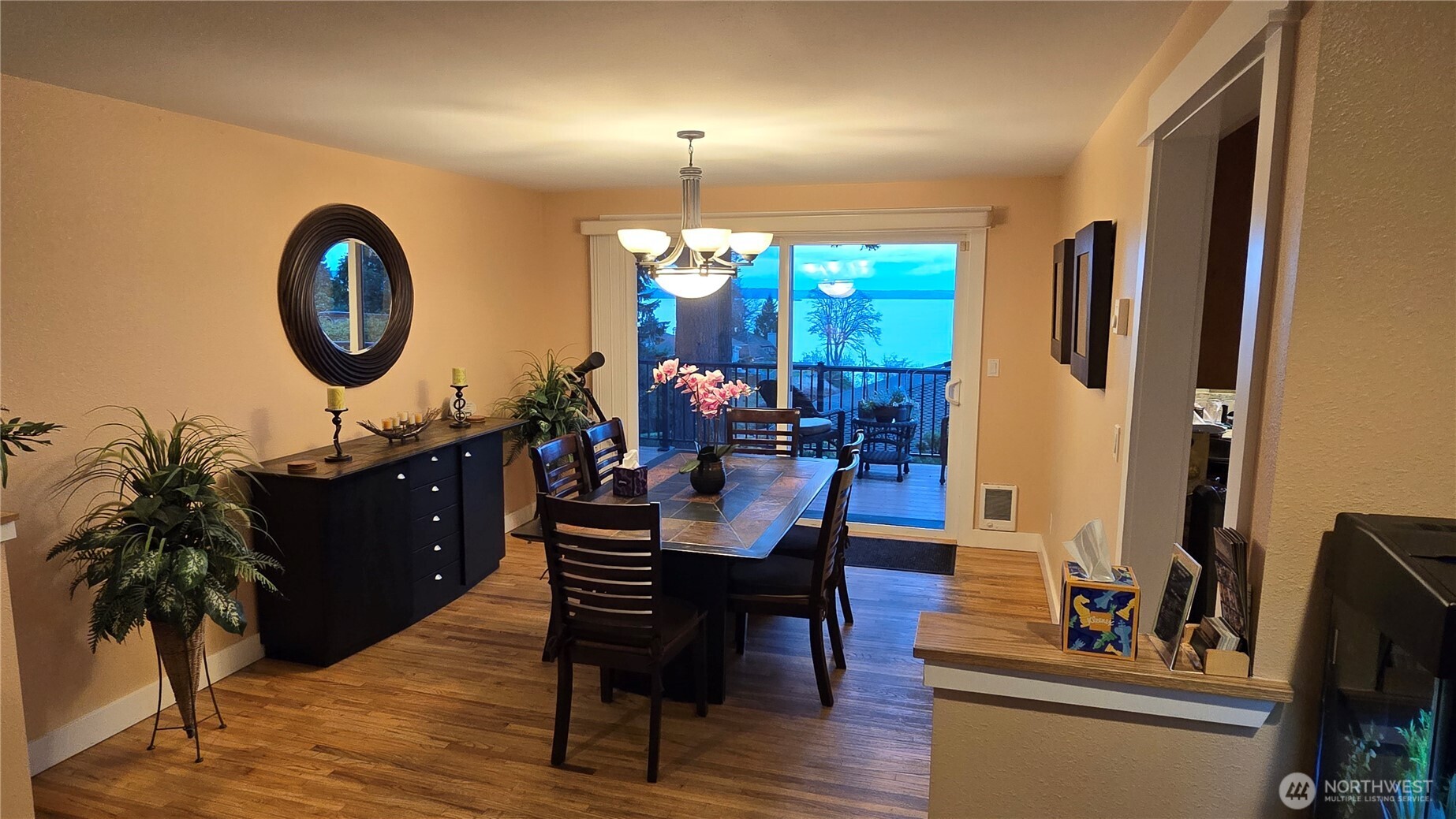 16342 RESI 72nd Avenue W, Edmonds, WA 98026