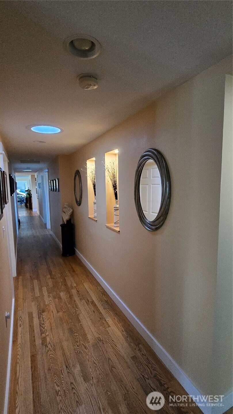 16342 RESI 72nd Avenue W, Edmonds, WA 98026