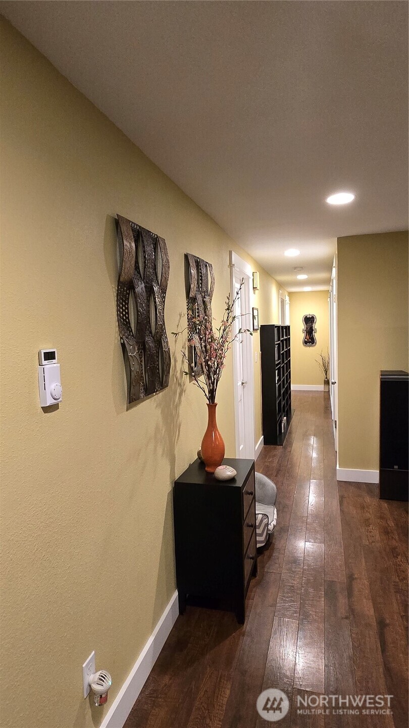 16342 RESI 72nd Avenue W, Edmonds, WA 98026