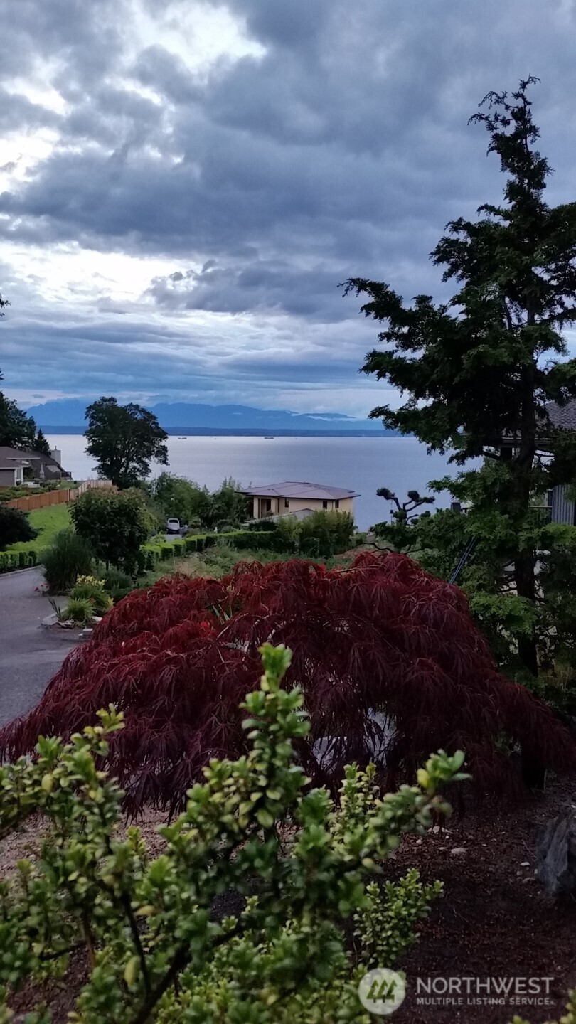 16342 RESI 72nd Avenue W, Edmonds, WA 98026