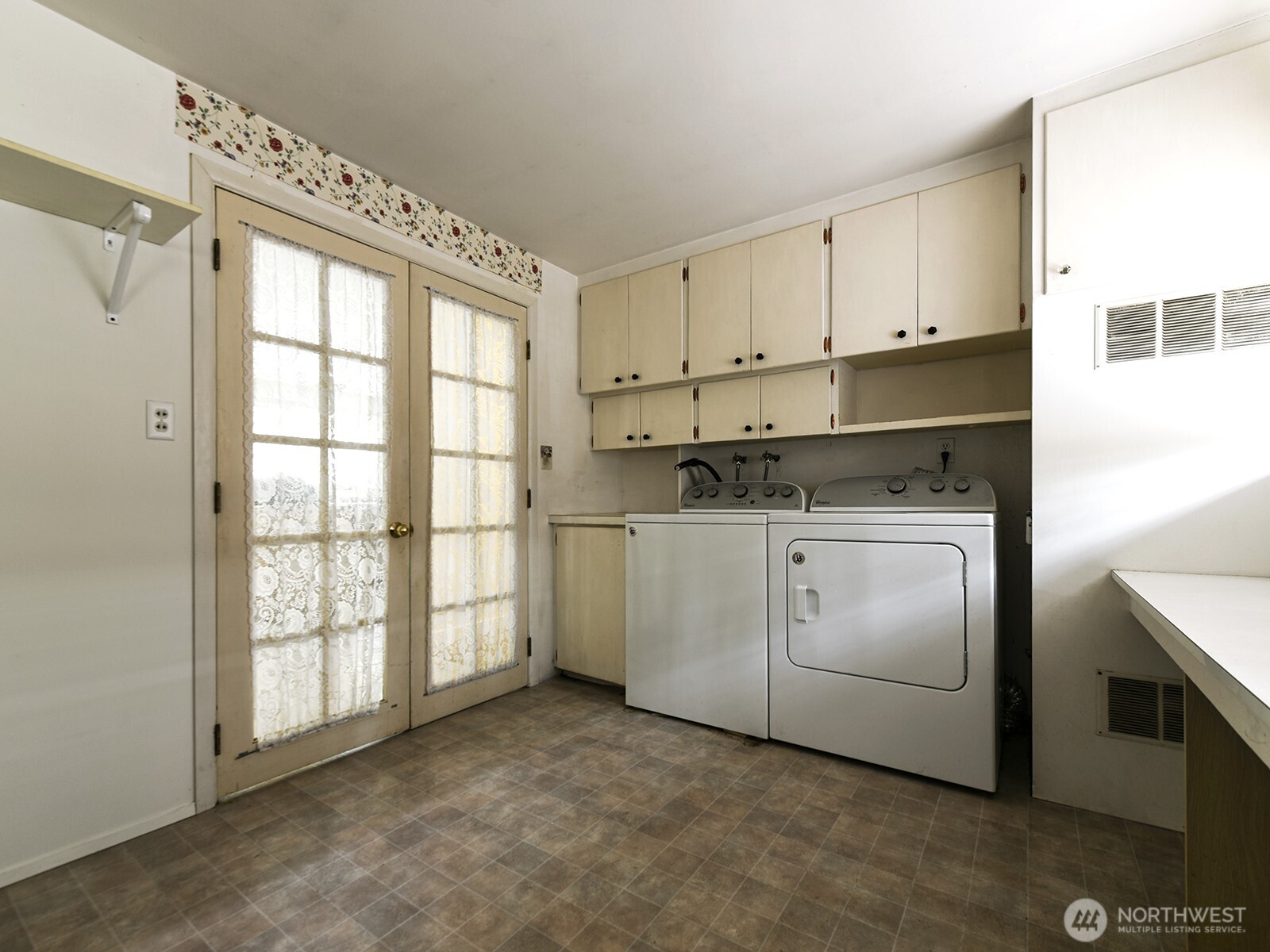 16107 81st Place NE, Kenmore, WA 98028