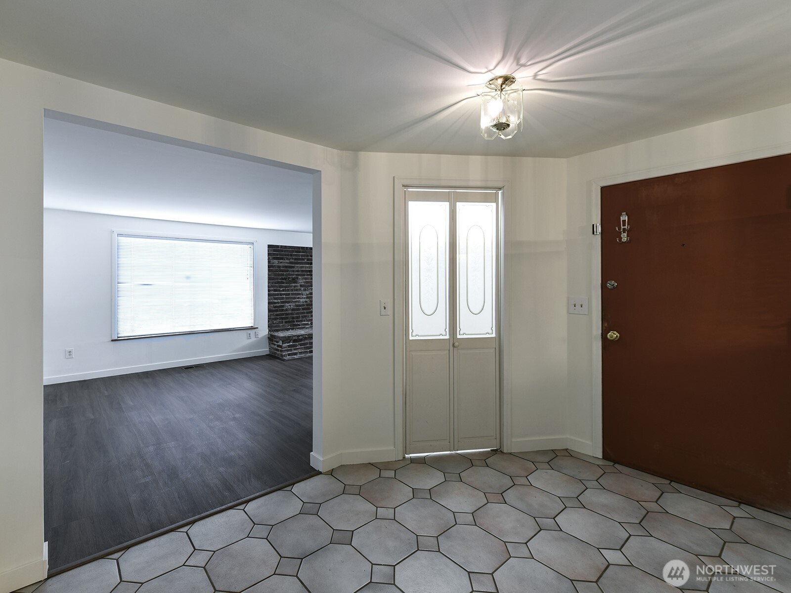 16107 81st Place NE, Kenmore, WA 98028