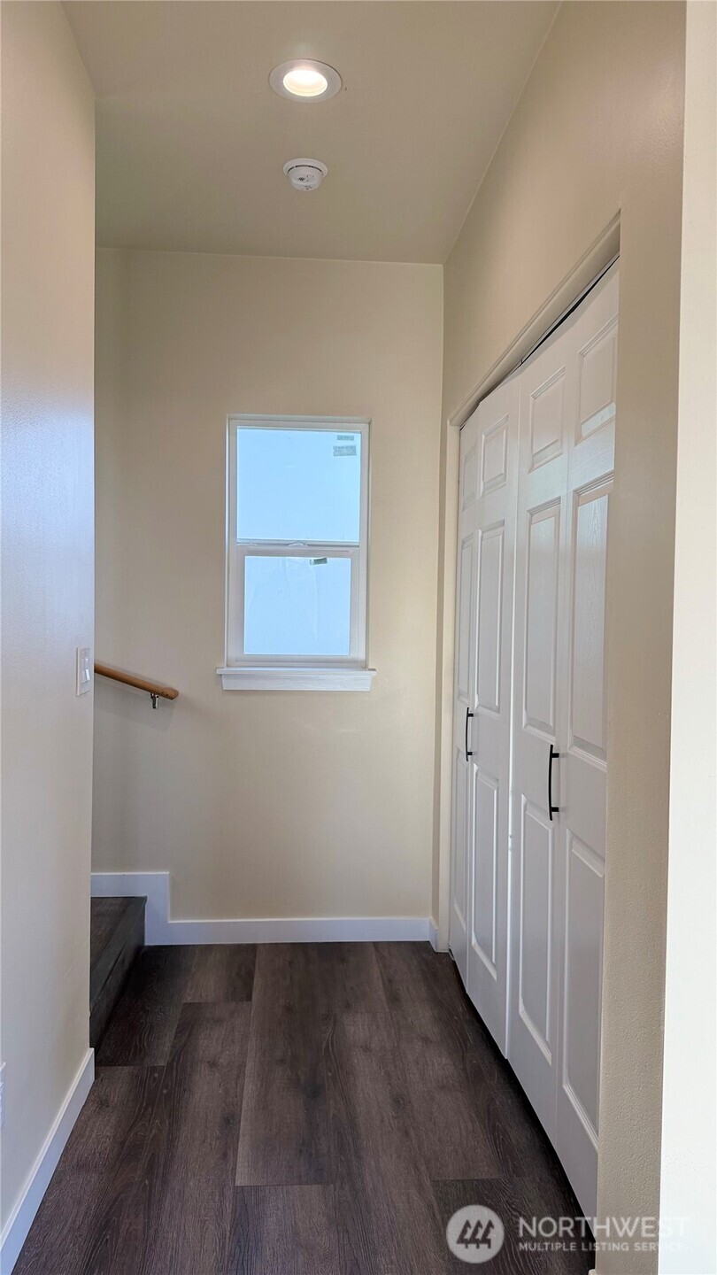 9025 38th Avenue S, Seattle, WA 98118