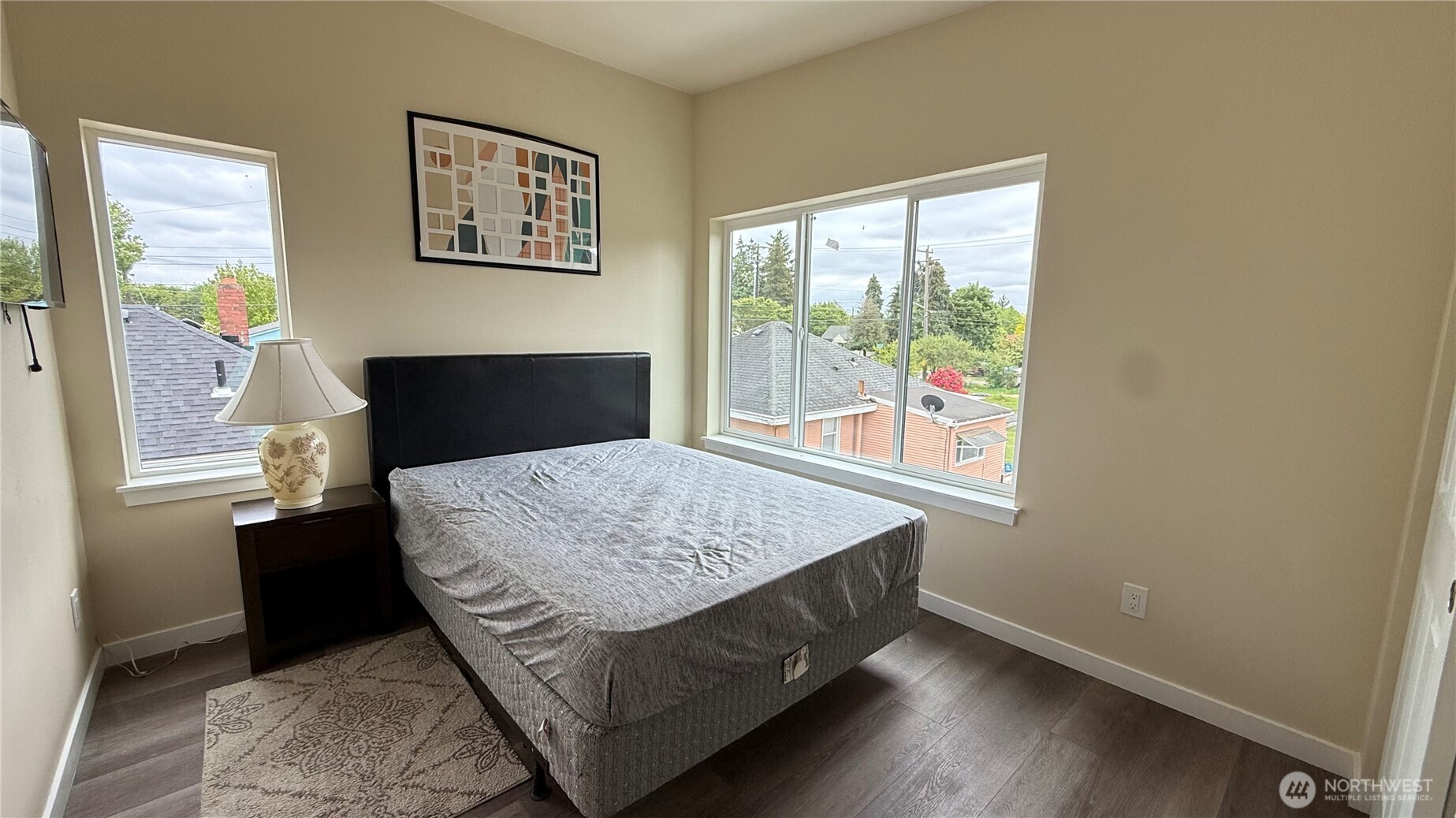 9025 38th Avenue S, Seattle, WA 98118