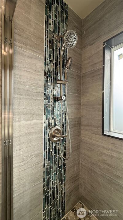 9025 38th Avenue S, Seattle, WA 98118 - Photo 16