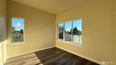 9025 38th Avenue S, Seattle, WA 98118 - Photo 18