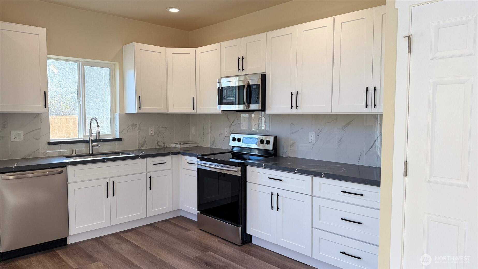 9025 38th Avenue S, Seattle, WA 98118