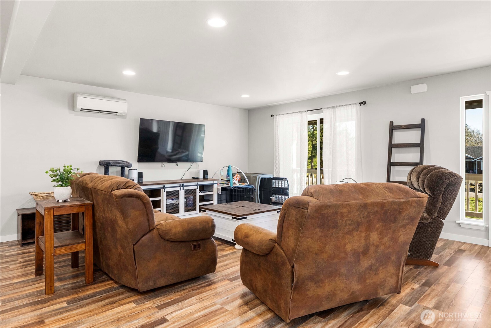 41314 111th Avenue Ct E, Eatonville, WA 98328