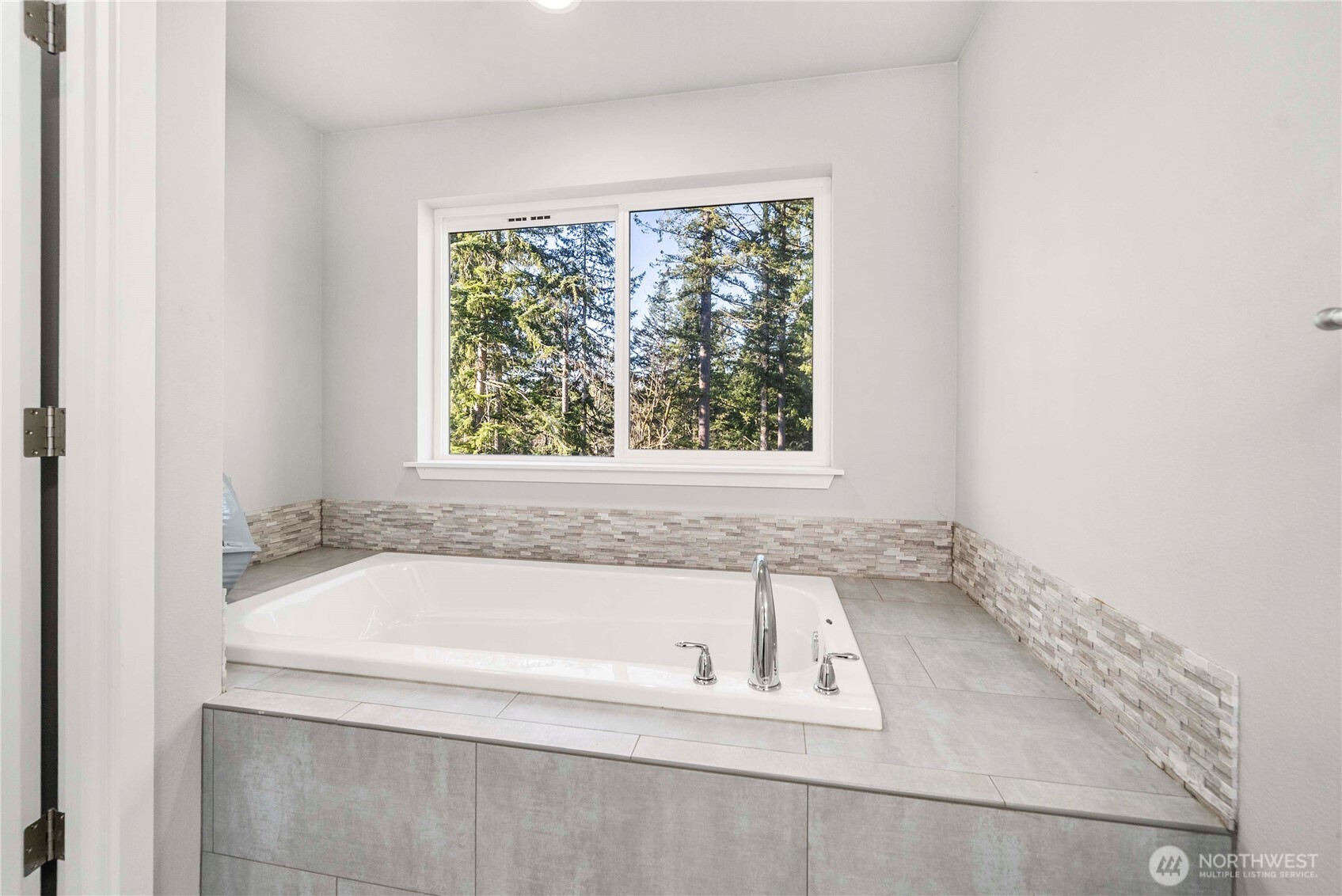 41314 111th Avenue Ct E, Eatonville, WA 98328