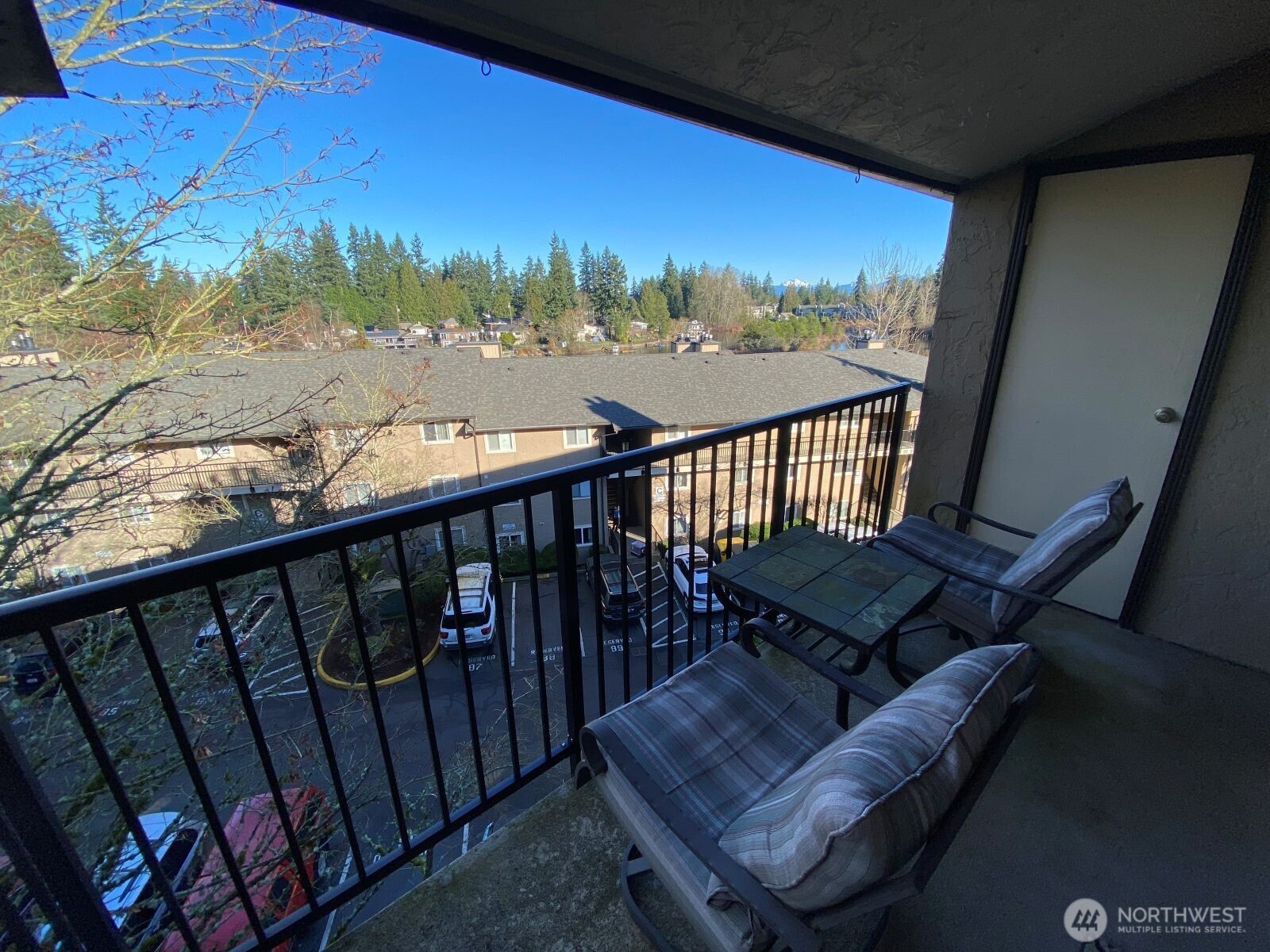 323 75th Street SE #B10, Everett, WA 98203