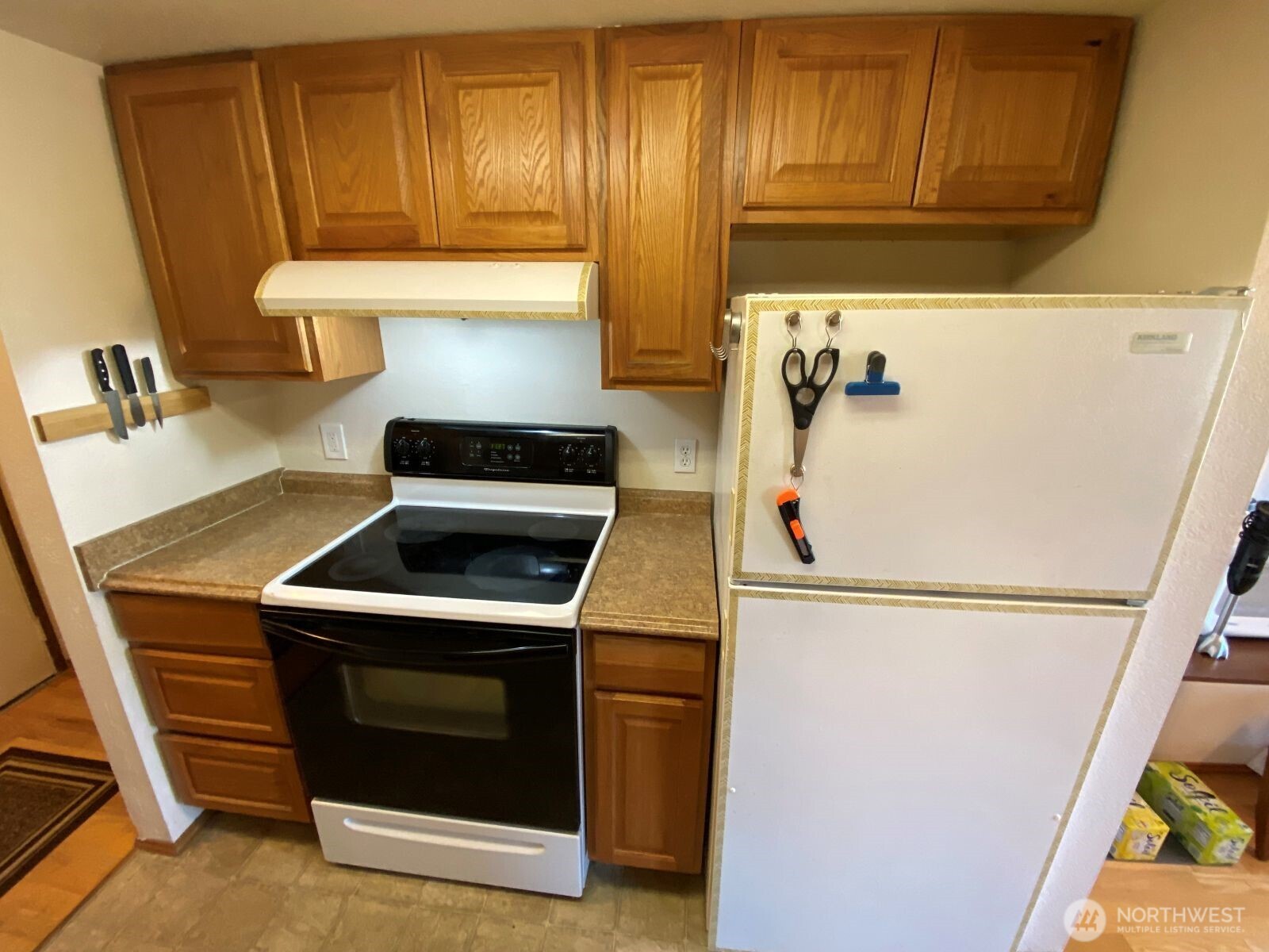 323 75th Street SE #B10, Everett, WA 98203