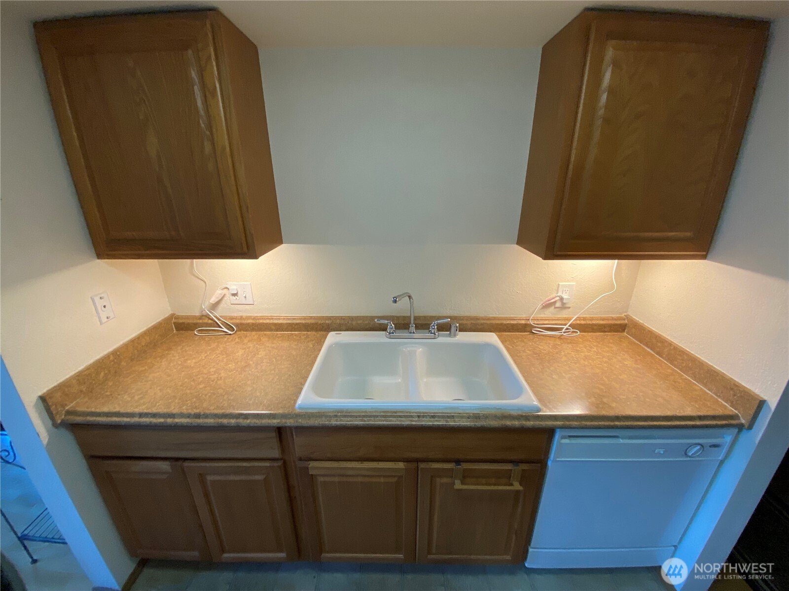 323 75th Street SE #B10, Everett, WA 98203