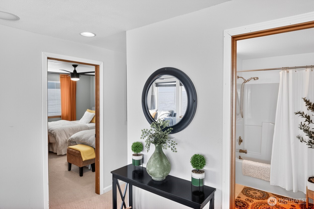 120 Sunrise Avenue SE, Ocean Shores, WA 98569