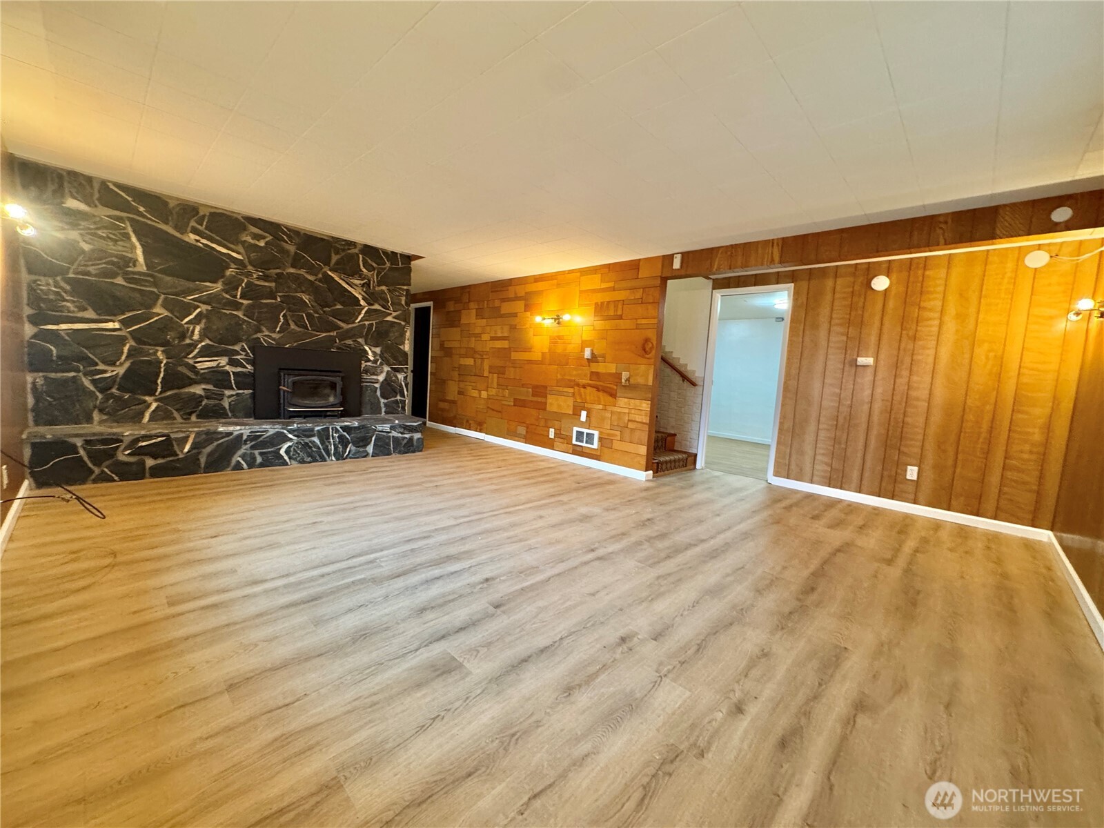 19431 107TH Avenue SE, Renton, WA 98055