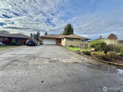 19431 107TH Avenue SE, Renton, WA 98055 - Photo 2