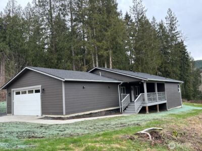 7421 284th Street NE, Arlington, WA 98223