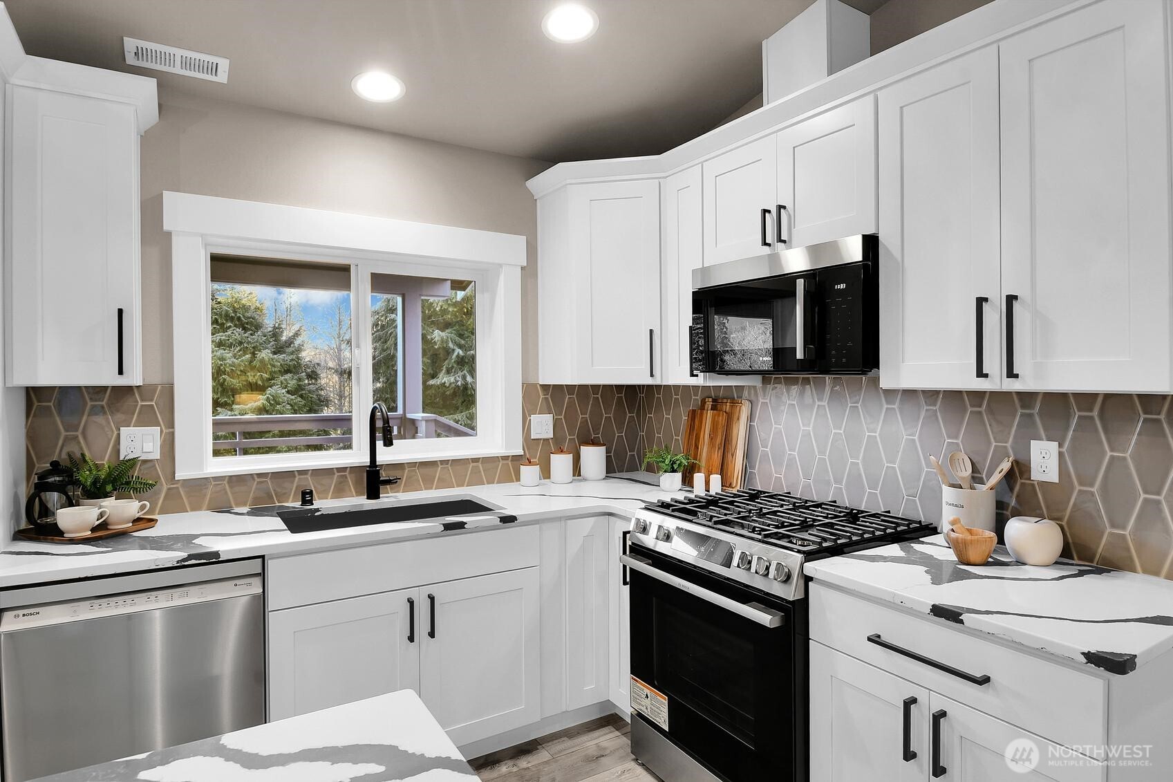 7421 284th Street NE, Arlington, WA 98223