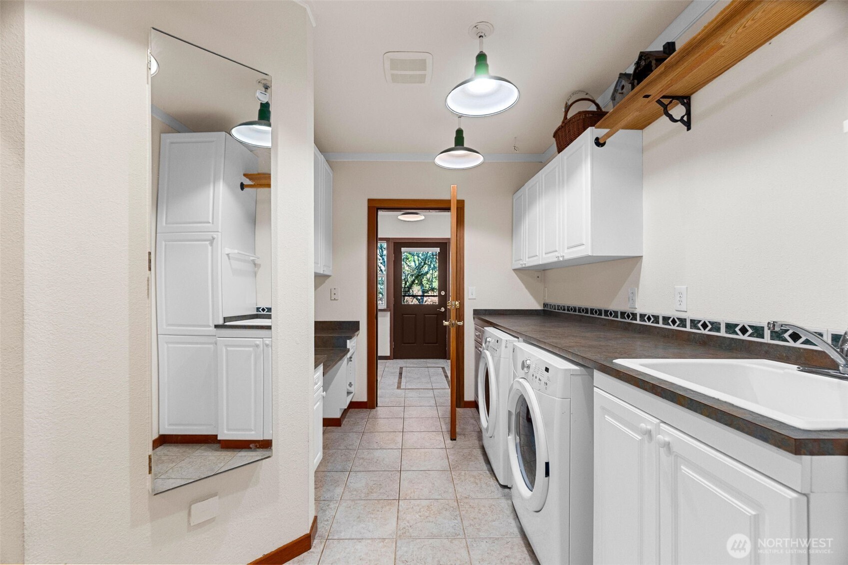 2347 48th Avenue SW #B, Tumwater, WA 98512