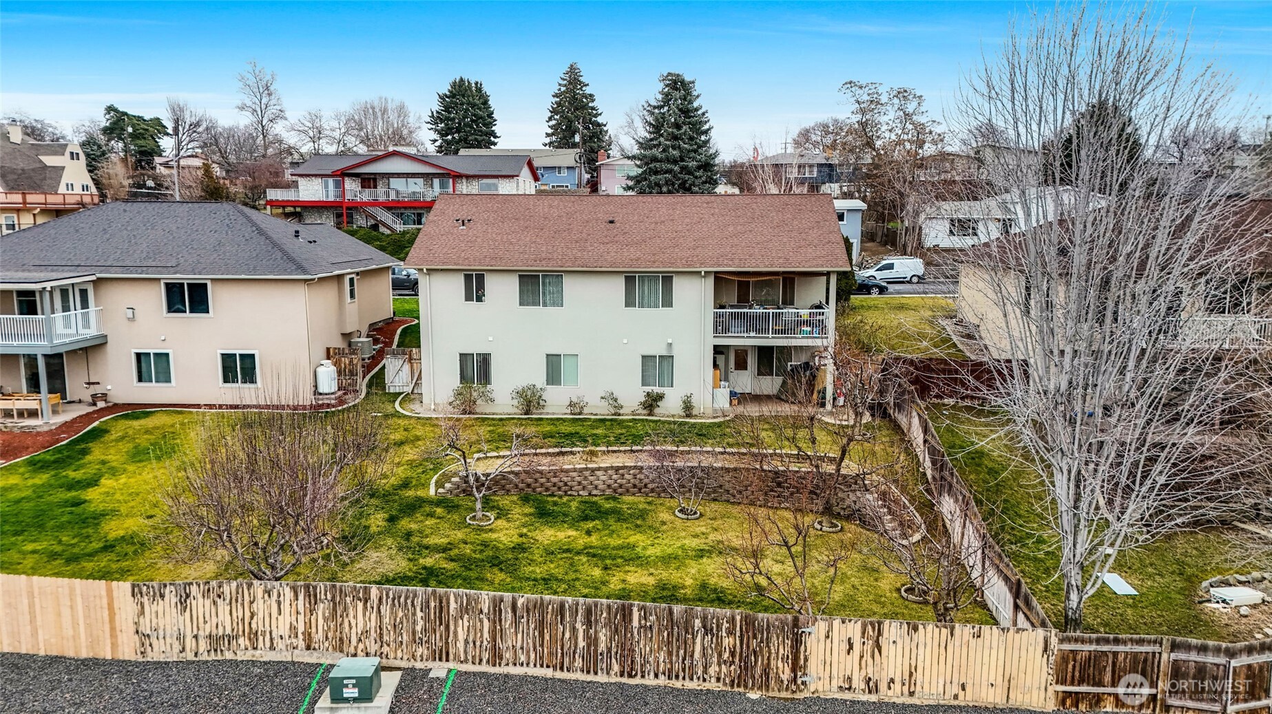 950 S Garden Drive , Moses Lake, WA 98837